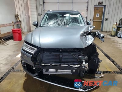 Piąte zdjęcie samochodu w środku: 2018 AUDI Q5 PRESTIGE VIN:WA1CNAFY1J2168554 - miniatura