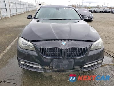 Piąte zdjęcie samochodu w środku: 2016 BMW 528 I VIN:WBA5A5C58GD528568 - miniatura