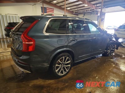 Trzecie zdjęcie samochodu z tyłu: 2019 VOLVO XC90 T6 MOMENTUM VIN:YV4A22PK9K1460852 - miniatura