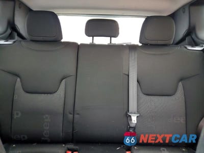 Zdjęcie 10 z 13 samochodu: 2017 JEEP RENEGADE LATITUDE VIN:ZACCJBBB0HPE79210 - miniatura