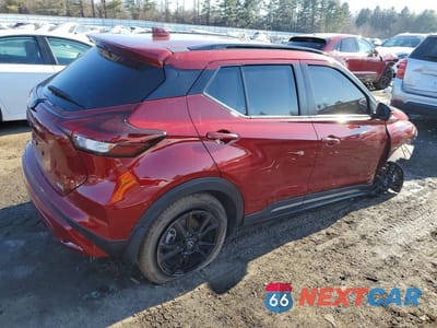 Trzecie zdjęcie samochodu z tyłu: 2022 NISSAN KICKS SR VIN:3N1CP5DVXNL531165 - miniatura