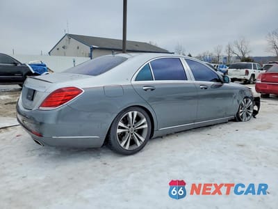 Trzecie zdjęcie samochodu z tyłu: 2016 MERCEDES-BENZ S 550 4MATIC VIN:WDDUG8FB5GA269318 - miniatura