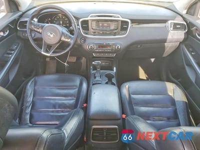 Zdjęcie 8 z 12 samochodu: 2016 KIA SORENTO EX VIN:5XYPH4A19GG005319 - miniatura