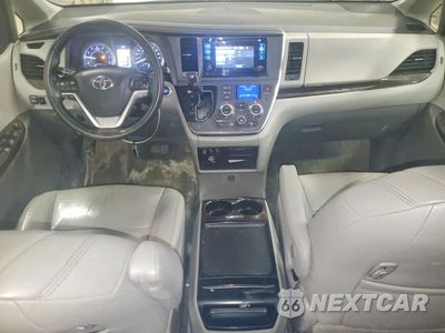 Zdjęcie 8 z 15 samochodu: 2015 TOYOTA SIENNA XLE VIN:5TDYK3DC4FS552951 - miniatura