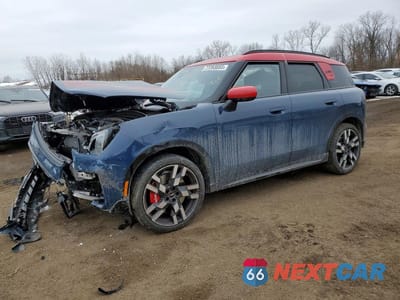 2025 MINI COUNTRYMAN JCW ALL4 WMZ33GA05S7R83540 - główne zdjęcie licytacji z USA - miniatura