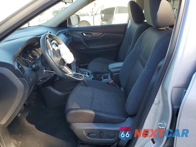 Zdjęcie 7 z 12 samochodu: 2018 NISSAN ROGUE SV VIN:5N1AT2MT9JC851852 - miniatura