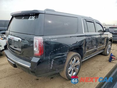 Trzecie zdjęcie samochodu z tyłu: 2017 GMC YUKON XL DENALI VIN:1GKS2HKJXHR285356 - miniatura