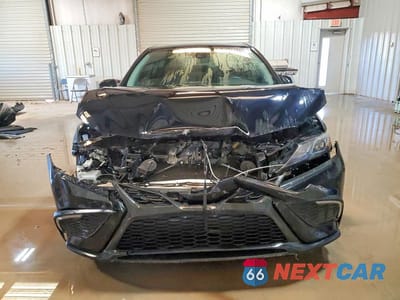 Piąte zdjęcie samochodu w środku: 2024 TOYOTA CAMRY SE VIN:4T1G11AK2RU878175 - miniatura