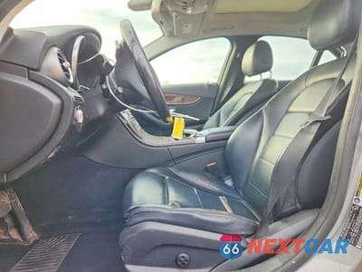 Zdjęcie 7 z 11 samochodu: 2015 MERCEDES-BENZ C 300 4MATIC VIN:55SWF4KB7FU005686 - miniatura