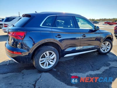 Trzecie zdjęcie samochodu z tyłu: 2020 AUDI Q5 PREMIUM VIN:WA1ANAFY0L2006022 - miniatura