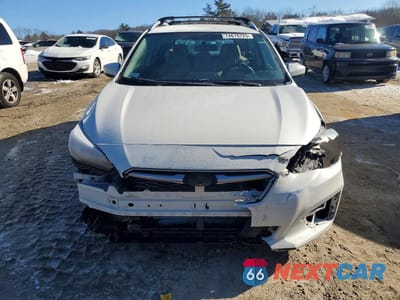Piąte zdjęcie samochodu w środku: 2017 SUBARU IMPREZA PREMIUM VIN:4S3GTAB66H3731829 - miniatura