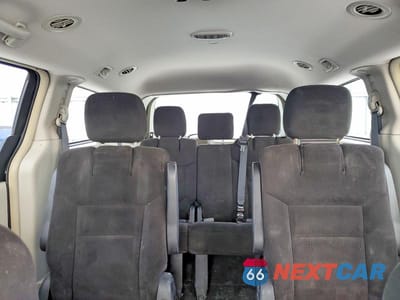 Zdjęcie 10 z 13 samochodu: 2016 DODGE GRAND CARAVAN CREW VIN:2C4RDGDG9GR371637 - miniatura