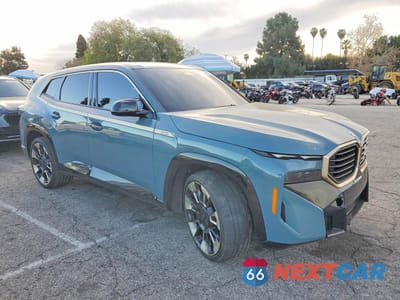 Czwarte zdjęcie samochodu z boku: 2023 BMW XM VIN:5YM23CS08P9S58553 - miniatura
