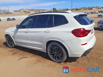 Drugie zdjęcie samochodu z przodu: 2018 BMW X3 XDRIVEM40I VIN:5UXTS3C54J0Y97680 - miniatura