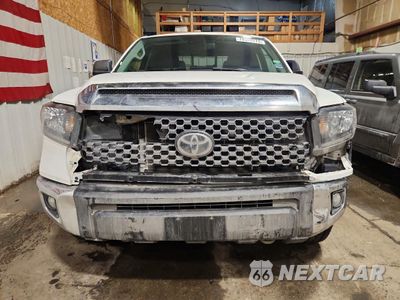 Piąte zdjęcie samochodu w środku: 2020 TOYOTA TUNDRA DOUBLE CAB SR VIN:5TFUY5F10LX940429 - miniatura