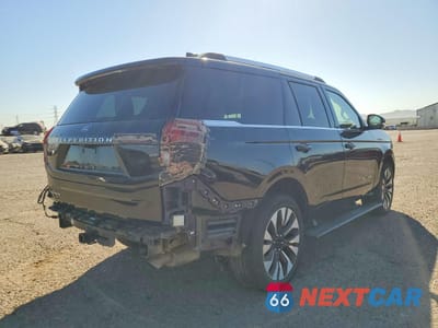 Trzecie zdjęcie samochodu z tyłu: 2025 FORD EXPEDITION PLATINUM VIN:1FMJU1M8XSEA37234 - miniatura