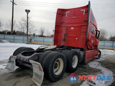 Czwarte zdjęcie samochodu z boku: 2019 VOLVO VNL SEMI TRUCK VIN:4V4NC9EH5KN904226 - miniatura
