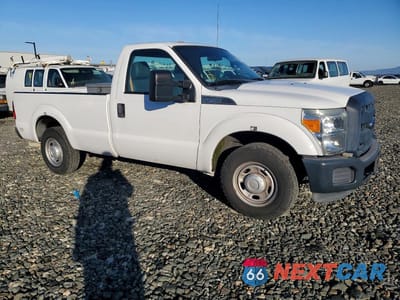 Czwarte zdjęcie samochodu z boku: 2013 FORD F250 SUPER DUTY VIN:1FTBF2A67DEB81922 - miniatura
