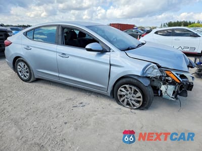 Czwarte zdjęcie samochodu z boku: 2020 HYUNDAI ELANTRA SE VIN:KMHD74LF1LU952910 - miniatura