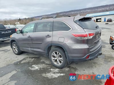 Drugie zdjęcie samochodu z przodu: 2016 TOYOTA HIGHLANDER LE VIN:5TDBKRFH8GS254695 - miniatura