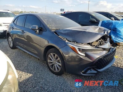 Czwarte zdjęcie samochodu z boku: 2025 TOYOTA COROLLA HATCHBACK SE VIN:JTND4MBE4S3237500 - miniatura