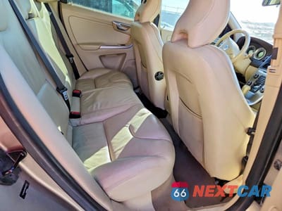 Zdjęcie 11 z 13 samochodu: 2011 VOLVO XC60 3.2 VIN:YV4952DZXB2210123 - miniatura