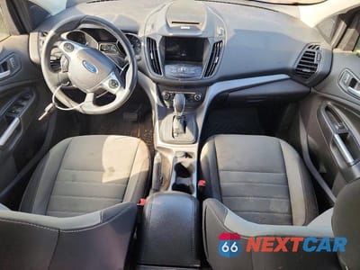 Zdjęcie 8 z 13 samochodu: 2016 FORD ESCAPE VIN:1FMCU0GX5GUB31539 - miniatura