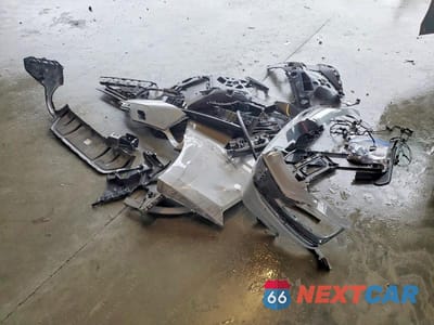 Zdjęcie 12 z 12 samochodu: 2024 BMW M340XI VIN:3MW49FF00R8E38499 - miniatura