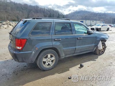 Trzecie zdjęcie samochodu z tyłu: 2006 JEEP GRAND CHEROKEE LAREDO VIN:1J4GS48K26C345537 - miniatura