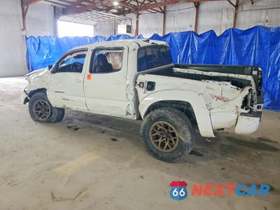 Drugie zdjęcie samochodu z przodu: 2013 TOYOTA TACOMA VIN:3TMLU4EN1DM126576 - miniatura