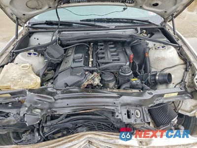 Zdjęcie 11 z 12 samochodu: 2001 BMW 325 I VIN:WBAAN37421ND45826 - miniatura