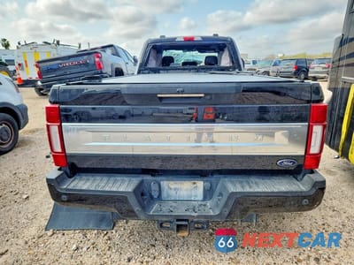 Zdjęcie 6 z 13 samochodu: 2022 FORD F350 SUPER DUTY VIN:1FT8W3DT3NEF56482 - miniatura