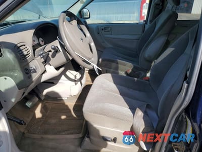 Zdjęcie 7 z 13 samochodu: 2005 DODGE GRAND CARAVAN SE VIN:1D4GP24R45B315459 - miniatura