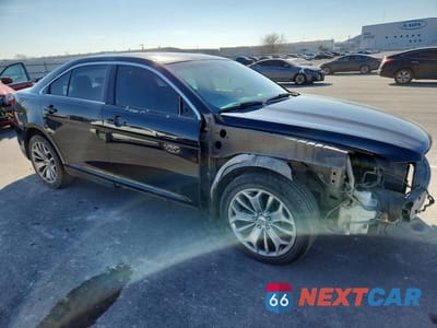 Czwarte zdjęcie samochodu z boku: 2013 FORD TAURUS LIMITED VIN:1FAHP2F82DG102362 - miniatura