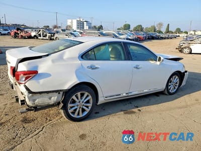 Trzecie zdjęcie samochodu z tyłu: 2010 LEXUS ES 350 VIN:JTHBK1EGXA2375400 - miniatura