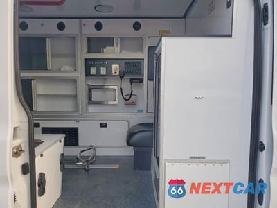 Zdjęcie 11 z 14 samochodu: 2023 FORD TRANSIT AMBULANCE VIN:1FDBR1CG1PKA18174 - miniatura