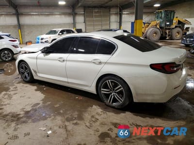 Drugie zdjęcie samochodu z przodu: 2022 BMW 530 XI VIN:WBA13BJ09NCK93826 - miniatura