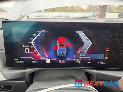 Zdjęcie 9 z 12 samochodu: 2023 BMW I4 EDRIVE 35 VIN:WBY43AW02PFR32969 - miniatura
