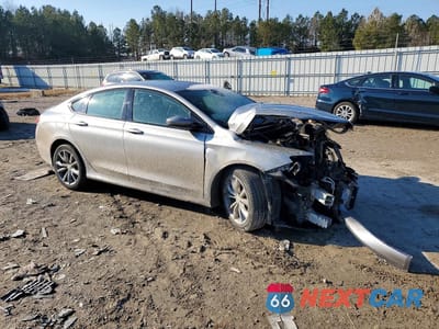 Czwarte zdjęcie samochodu z boku: 2016 CHRYSLER 200 S VIN:1C3CCCBB1GN125773 - miniatura