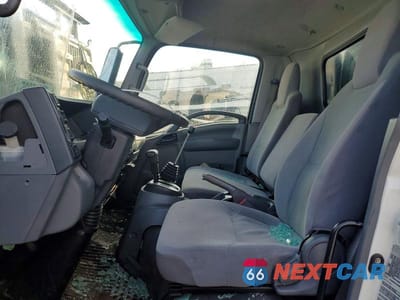 Piąte zdjęcie samochodu w środku: 2022 ISUZU NRR DUMP TRUCK VIN:54DE5W1L4NSR00491 - miniatura