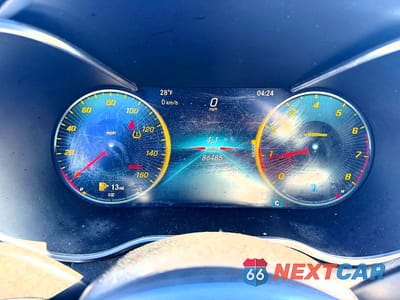 Zdjęcie 8 z 10 samochodu: 2019 MERCEDES-BENZ C 300 4MATIC VIN:55SWF8EB4KU307790 - miniatura