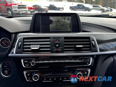 Zdjęcie 9 z 12 samochodu: 2018 BMW 328 D XDRIVE VIN:WBA8F1C51JAE93214 - miniatura