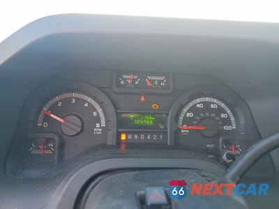 Zdjęcie 9 z 13 samochodu: 2017 FORD E350 SUPER DUTY BOX TRUCK VIN:1FDWE3F65HDC67210 - miniatura