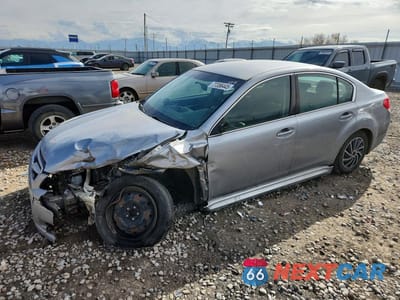 2010 SUBARU LEGACY 2.5I 4S3BMBA62A3217237 - główne zdjęcie licytacji z USA - miniatura