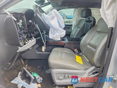 Zdjęcie 7 z 11 samochodu: 2017 GMC SIERRA K1500 SLT VIN:3GTU2NEC5HG364949 - miniatura