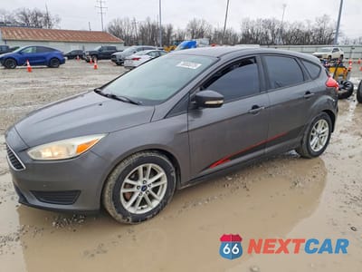 2015 FORD FOCUS SE 1FADP3K21FL245383 - główne zdjęcie licytacji z USA - miniatura