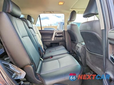 Zdjęcie 11 z 15 samochodu: 2021 TOYOTA 4RUNNER SR5 PREMIUM VIN:JTENU5JR8M5870829 - miniatura