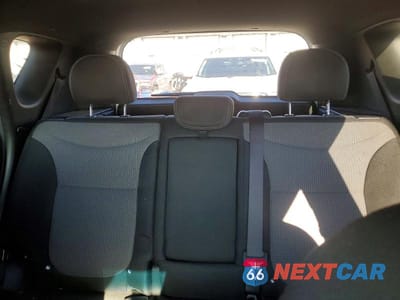 Zdjęcie 10 z 13 samochodu: 2017 KIA SOUL + VIN:KNDJP3A53H7451647 - miniatura