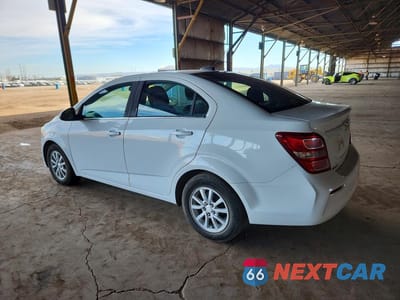 Drugie zdjęcie samochodu z przodu: 2017 CHEVROLET SONIC LT VIN:1G1JD5SH6H4124389 - miniatura