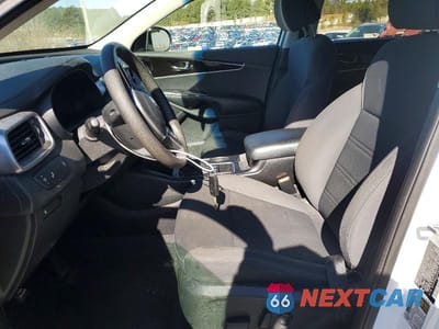 Zdjęcie 7 z 12 samochodu: 2019 KIA SORENTO LX VIN:5XYPG4A53KG580563 - miniatura